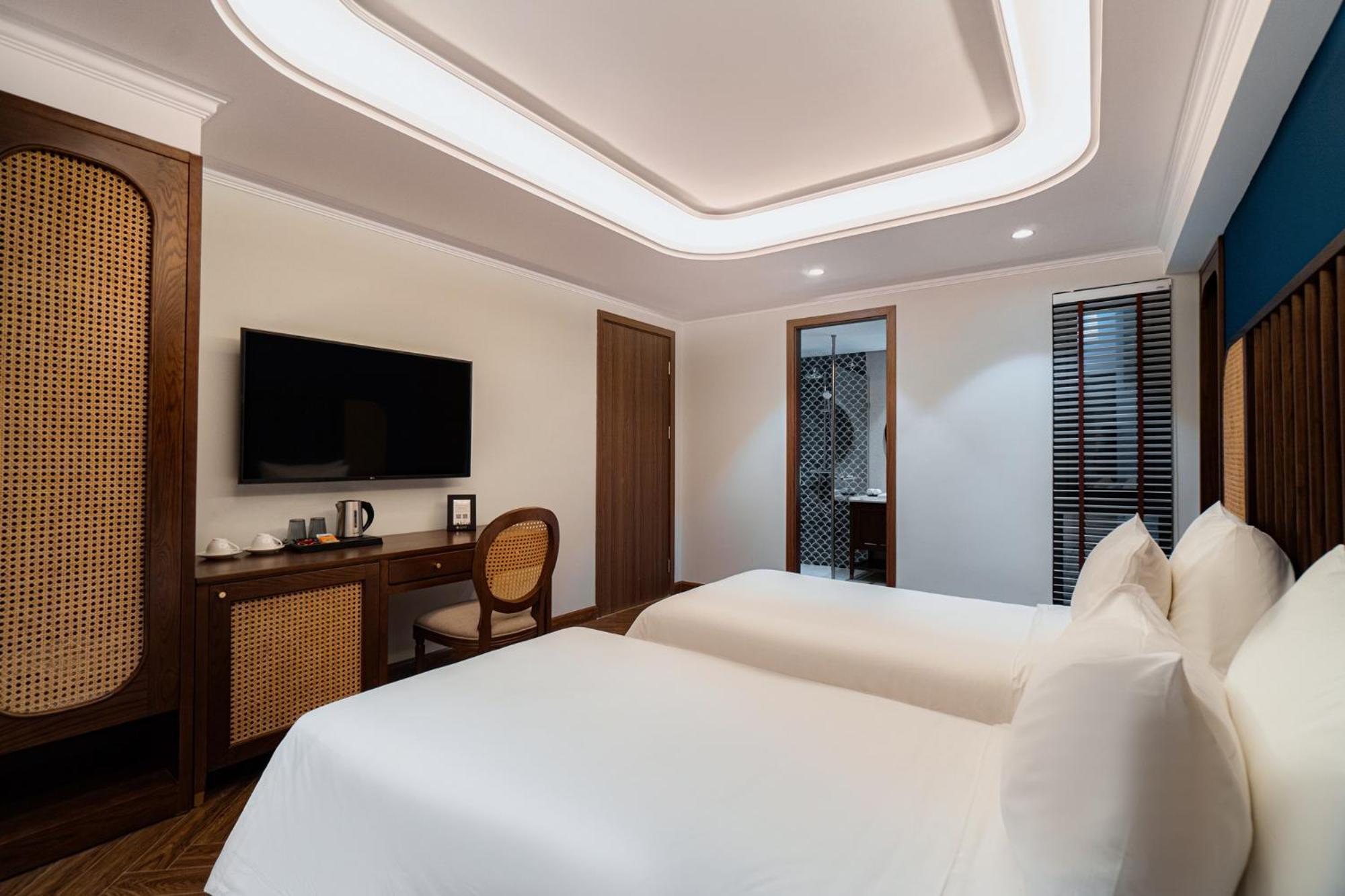 La Siesta Classic Hang Thung Hanoi Exterior photo Deluxe Room