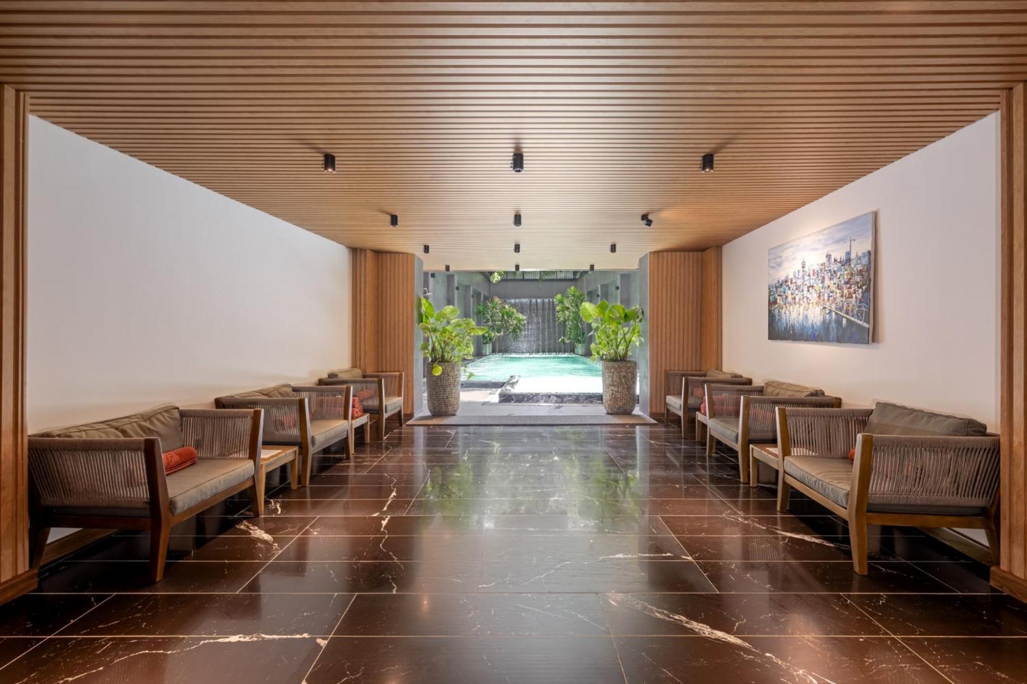La Siesta Classic Hang Thung Hanoi Exterior photo The lobby of the hotel